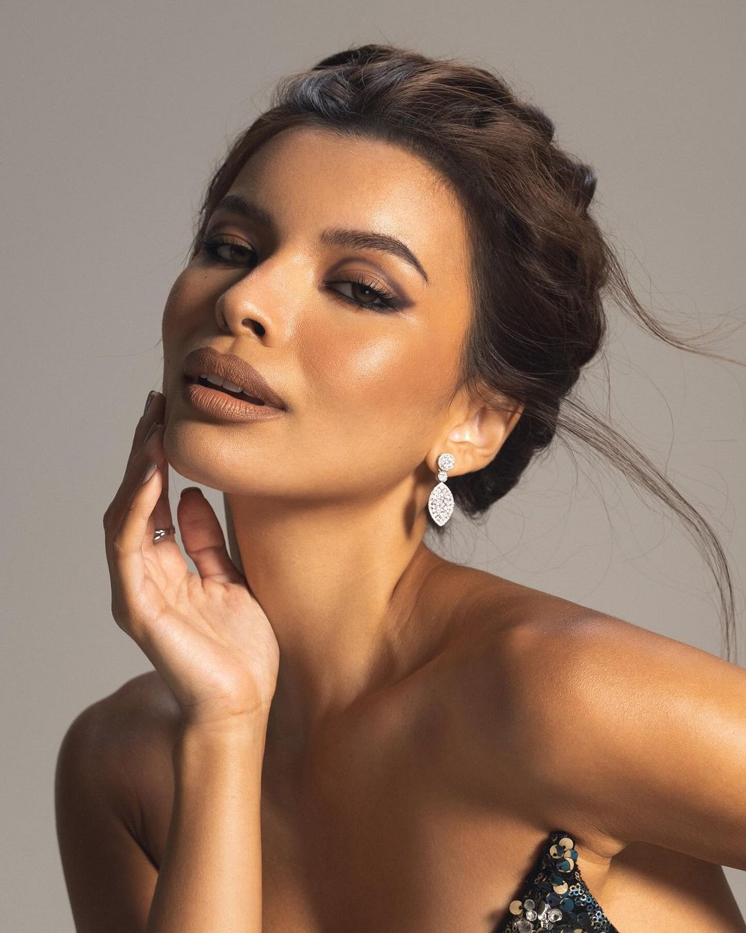 Stacey Gabriel - Á hậu 2 Bibinibing Pilipinas 2022 cũng quyết định trở lại với cuộc thi Hoa hậu Hoàn vũ Philippines 2024. Stacey Gabriel - Á hậu 2 Bibinibing Pilipinas 2022 cũng quyết định trở lại với cuộc thi Hoa hậu Hoàn vũ Philippines 2024.