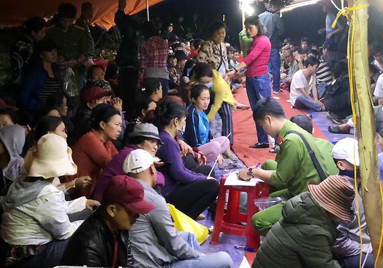 Căng thẳng giây phút vây bắt ‘ông trùm’ cờ bạc ở Tây Nguyên ảnh 5