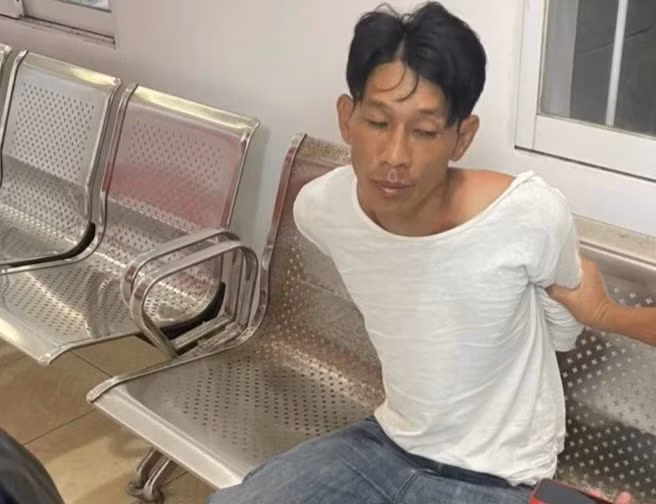 Nghi phạm Hùng thời điểm bị bắt giữ.