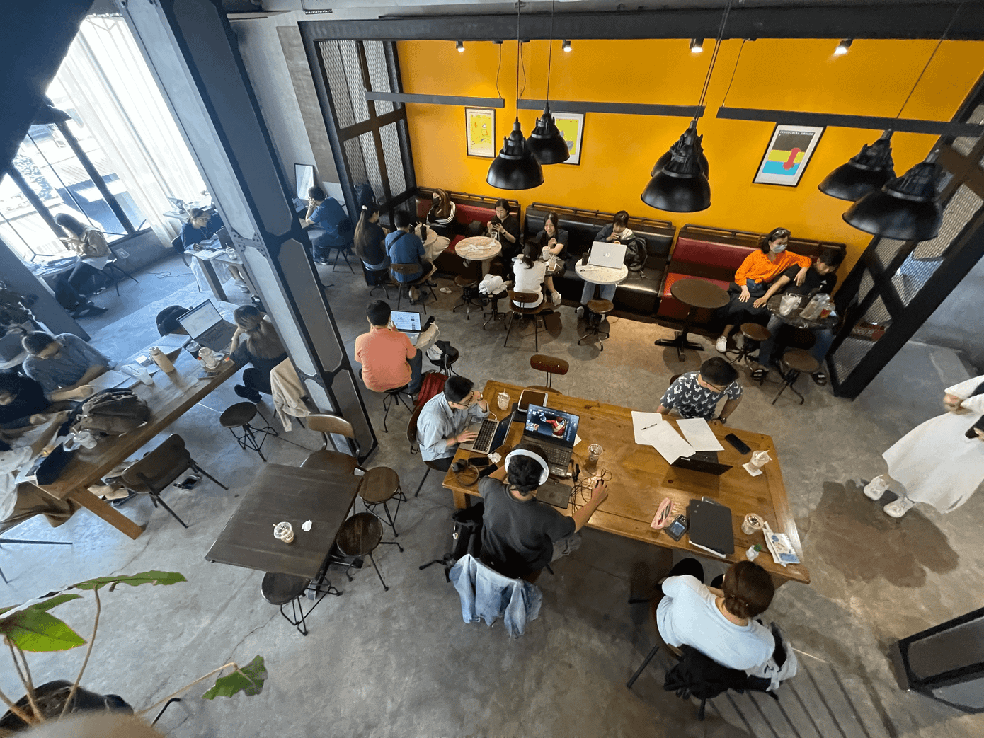 ‘Công cuộc trốn nóng’ của giới trẻ