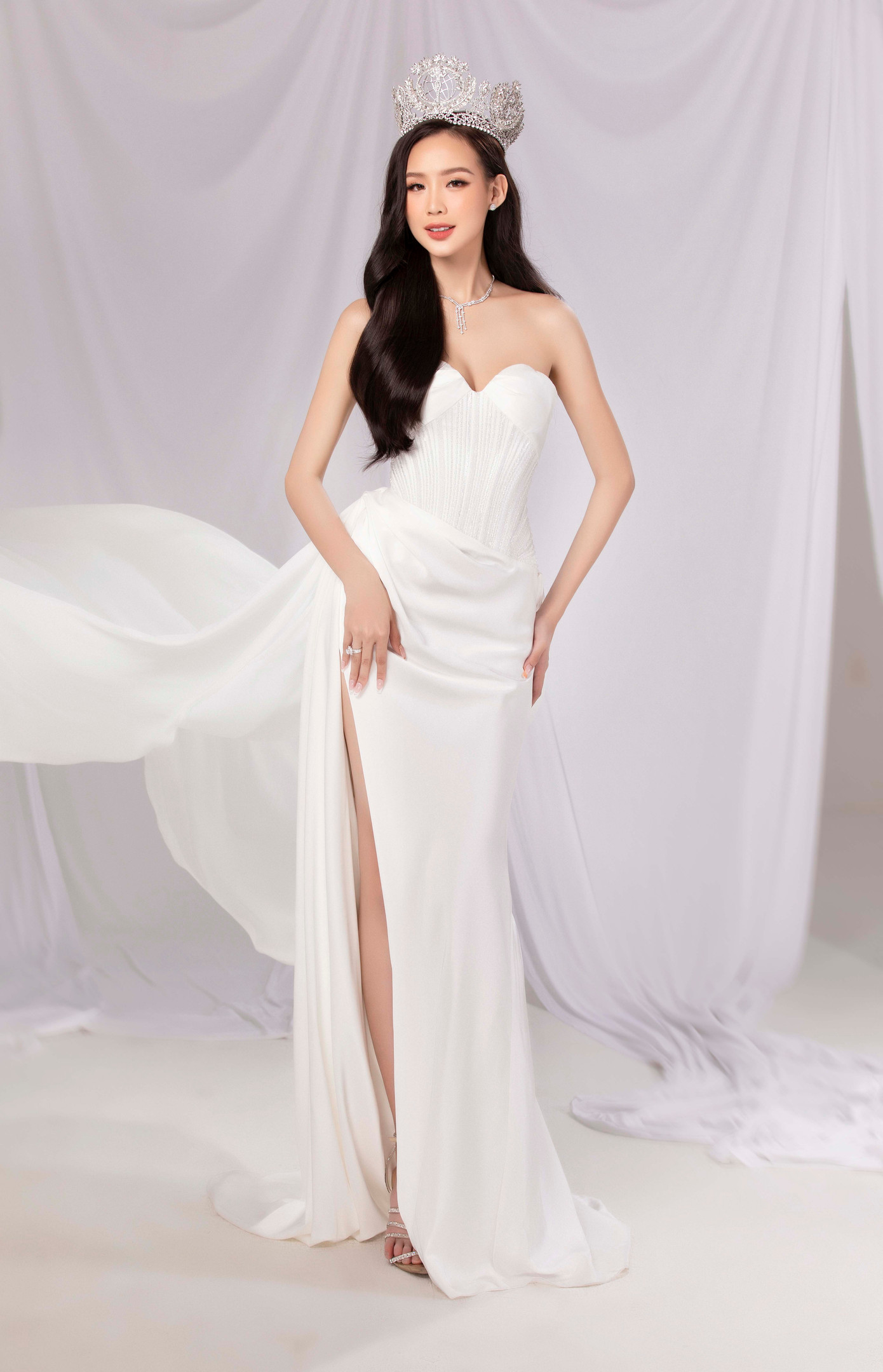 Hoa hậu Bảo Ngọc. Hoa hậu Bảo Ngọc.