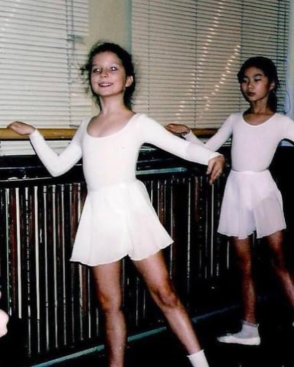 Hình ảnh lúc nhỏ của Á hậu Hồng Đăng. Hình ảnh lúc nhỏ của Á hậu Hồng Đăng.