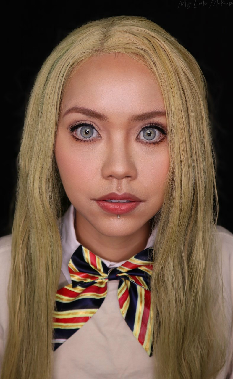 Hóa thân thành búp bê kinh dị M3GAN.