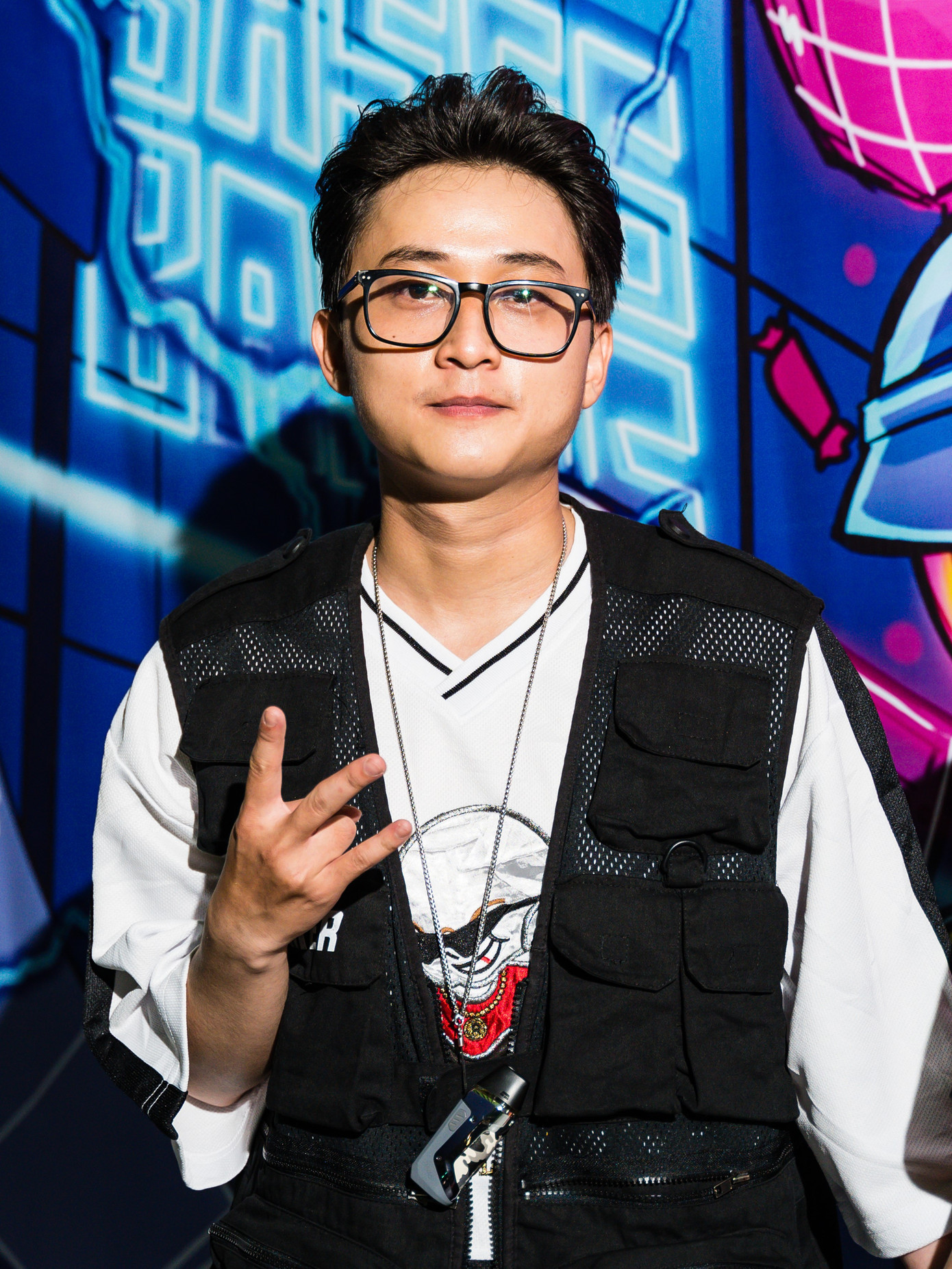 Producer Thịnh Hồ. Producer Thịnh Hồ.