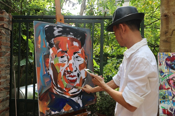 Quán cafe ngập tràn chân dung lãnh đạo Trump – Kim ảnh 4