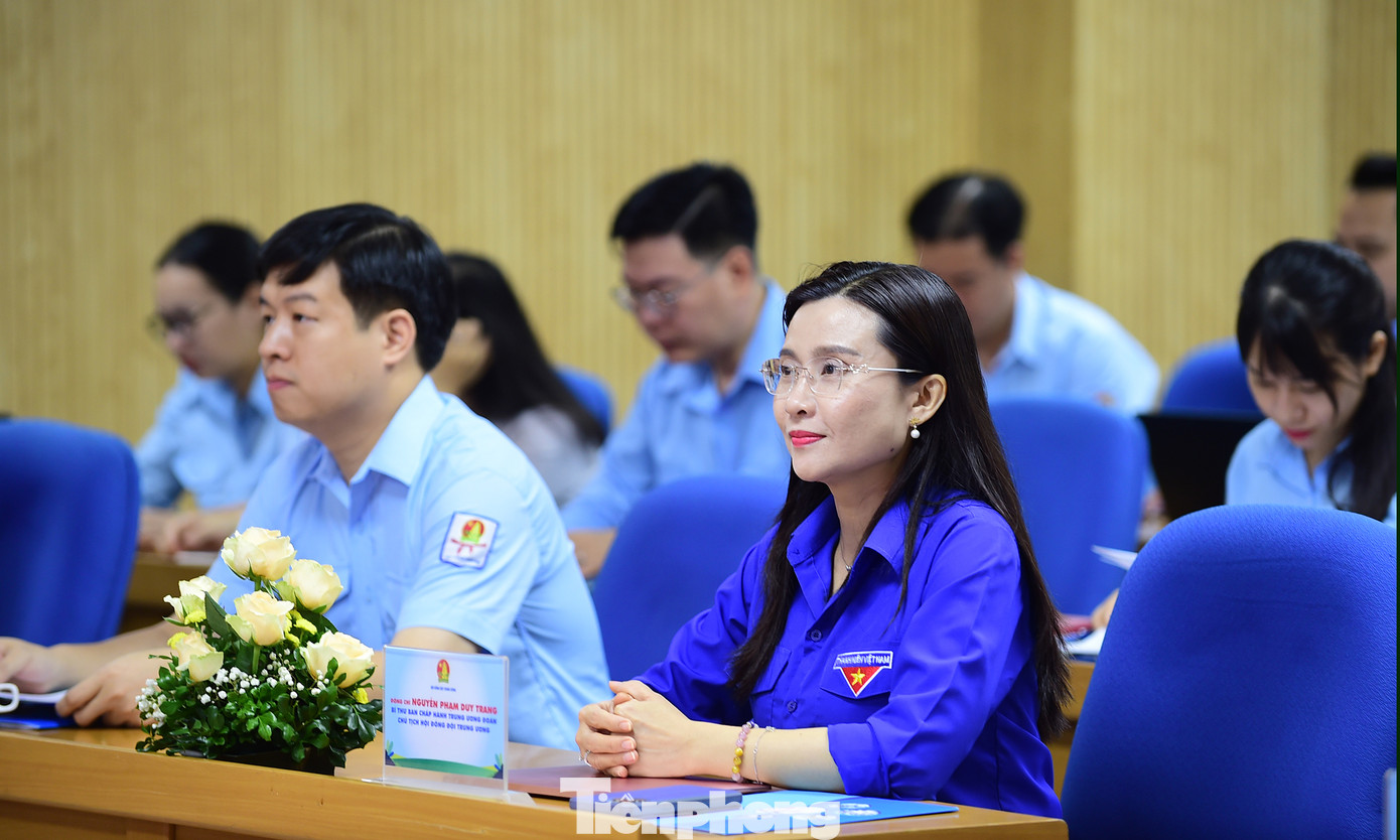 Bí thư T.Ư Đoàn, Chủ tịch Hội đồng Đội Trung ương Nguyễn Phạm Duy Trang; cán bộ Hội đồng Đội các tỉnh, thành phố tại Hội nghị. Ảnh: Xuân Tùng