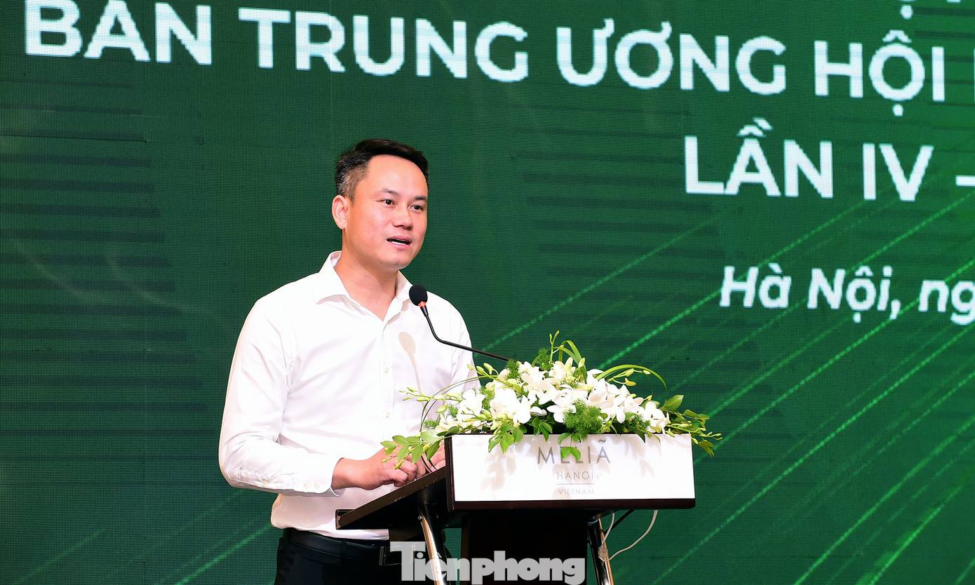 Anh Nguyễn Kim Quy phát biểu tại hội nghị. Ảnh: Xuân Tùng