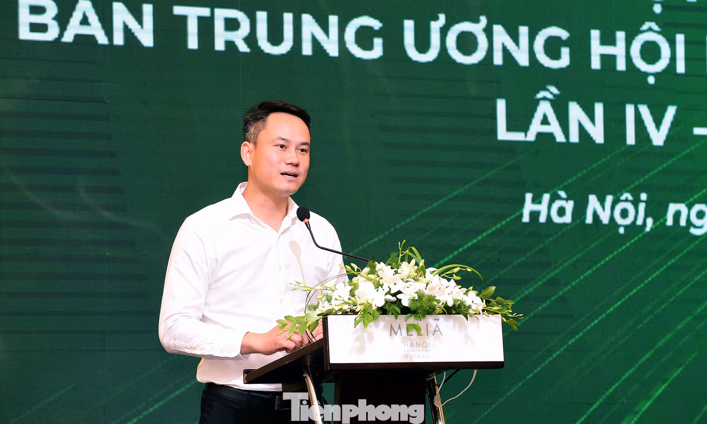 Anh Nguyễn Kim Quy phát biểu tại hội nghị. Ảnh: Xuân Tùng
