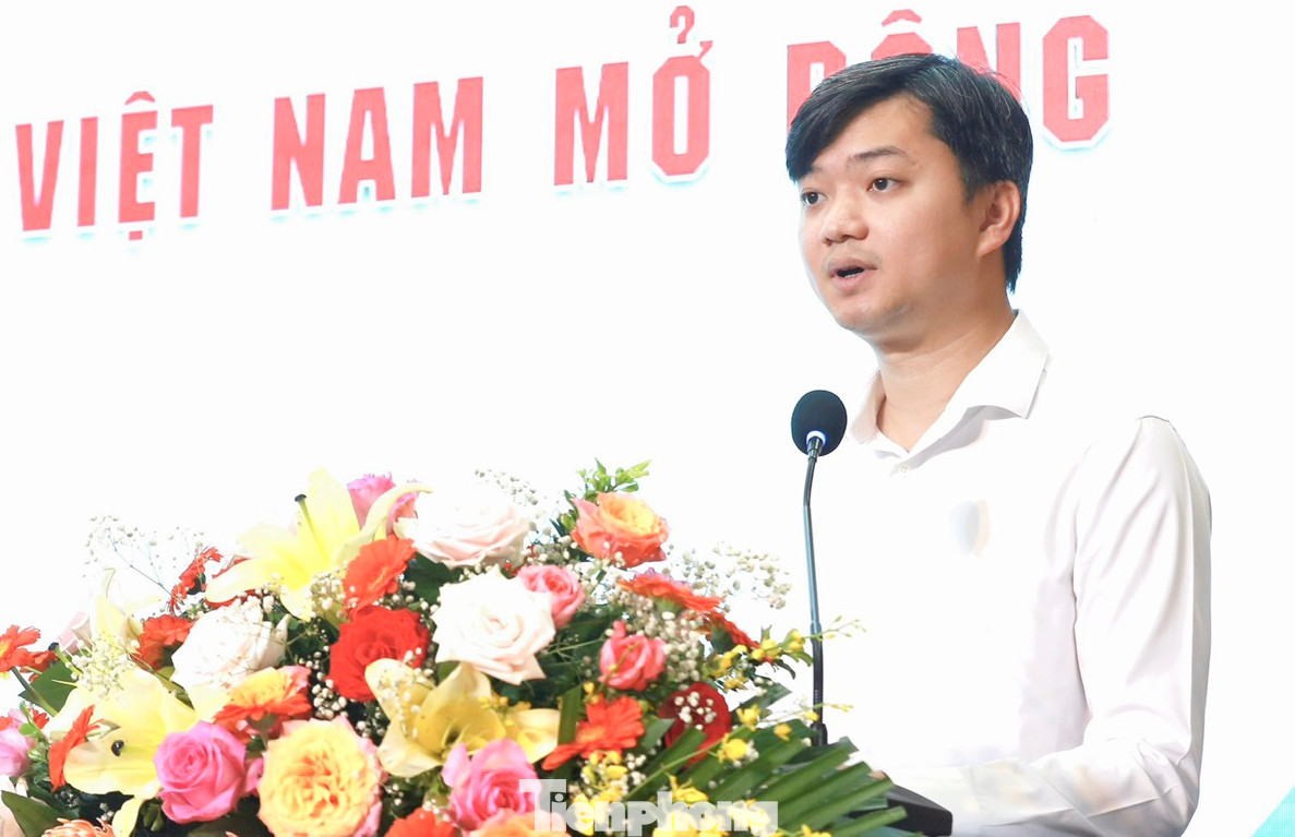 Bí thư T.Ư Đoàn, Chủ tịch T.Ư Hội Sinh viên Việt Nam Nguyễn Minh Triết phát biểu tại hội nghị. Ảnh: Bảo Anh Bí thư T.Ư Đoàn, Chủ tịch T.Ư Hội Sinh viên Việt Nam Nguyễn Minh Triết phát biểu tại hội nghị. Ảnh: Bảo Anh