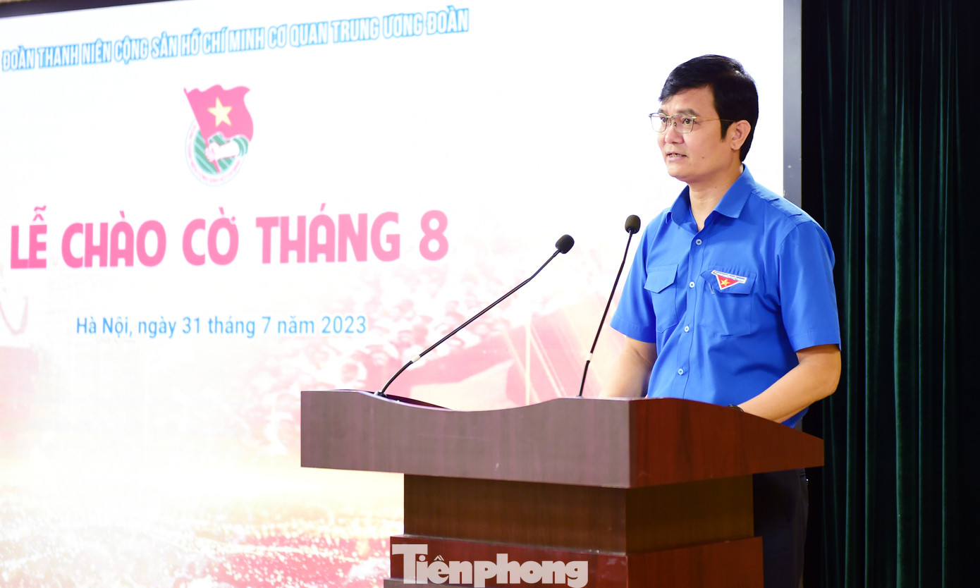 Anh Bùi Quang Huy phát biểu chỉ đạo tại chương trình. Ảnh: Xuân Tùng