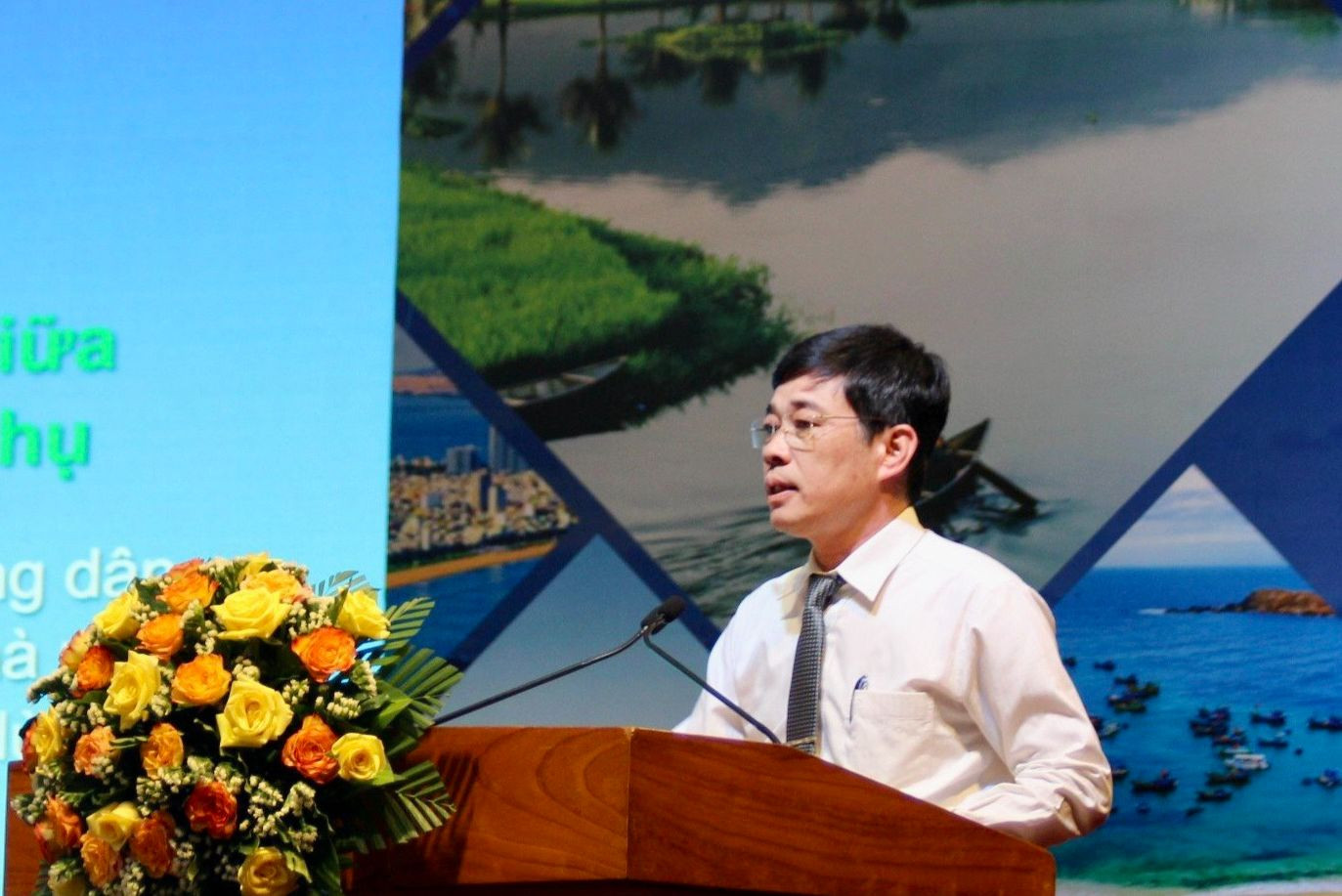 Ông Nguyễn Hoàng Đan, Phó Giám đốc Trung tâm Chuyển đổi số và thống kê nông nghiệp (Bộ NN&PTNT) Ông Nguyễn Hoàng Đan, Phó Giám đốc Trung tâm Chuyển đổi số và thống kê nông nghiệp (Bộ NN&PTNT)