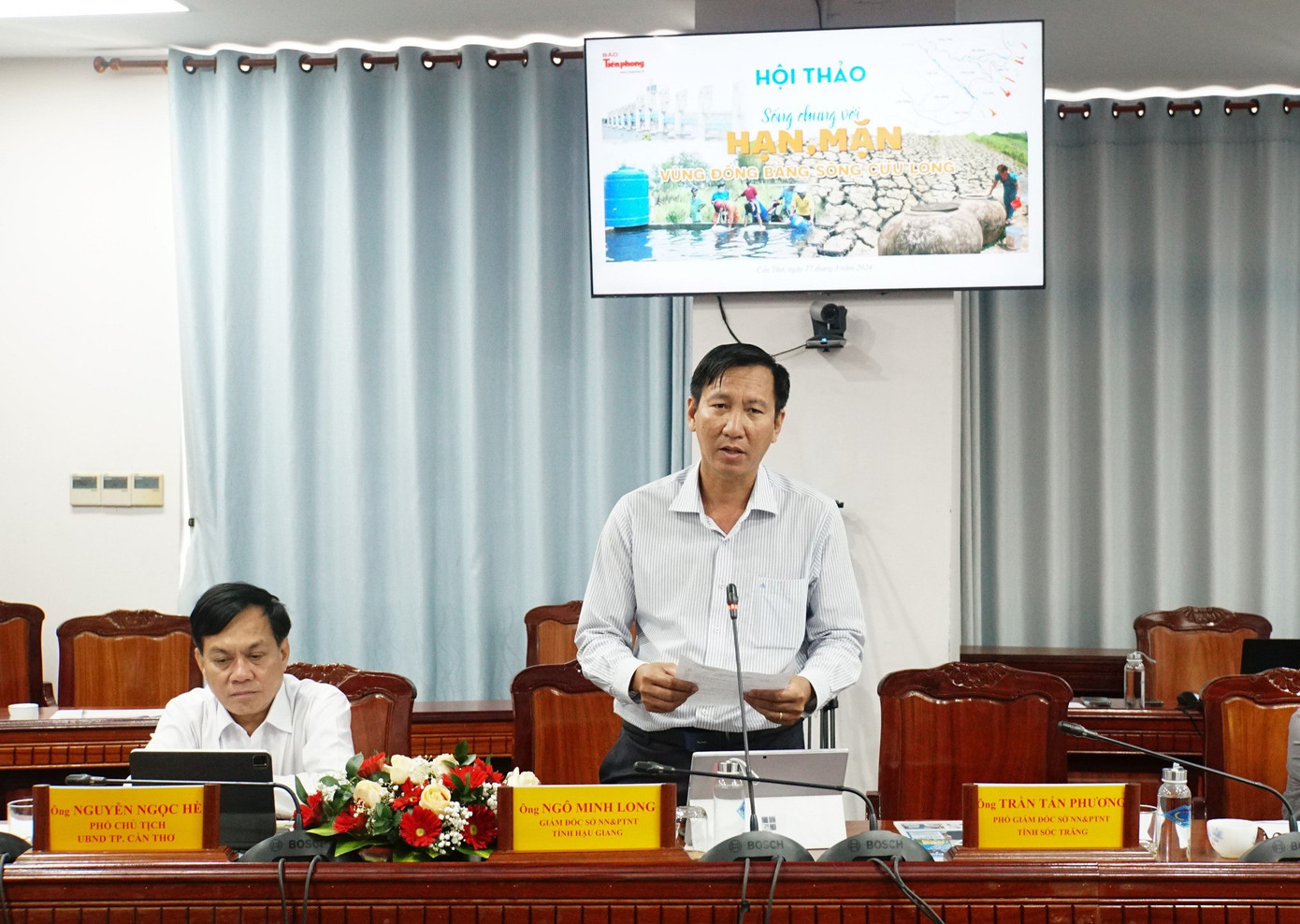 Ông Ngô Minh Long – Giám đốc Sở Nông nghiệp và Phát triển Nông thôn tỉnh Hậu Giang Ông Ngô Minh Long – Giám đốc Sở Nông nghiệp và Phát triển Nông thôn tỉnh Hậu Giang