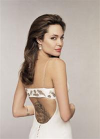 Giải mã những hình xăm bí ẩn của Angelina Jolie ảnh 2 Giải mã những hình xăm bí ẩn của Angelina Jolie ảnh 2