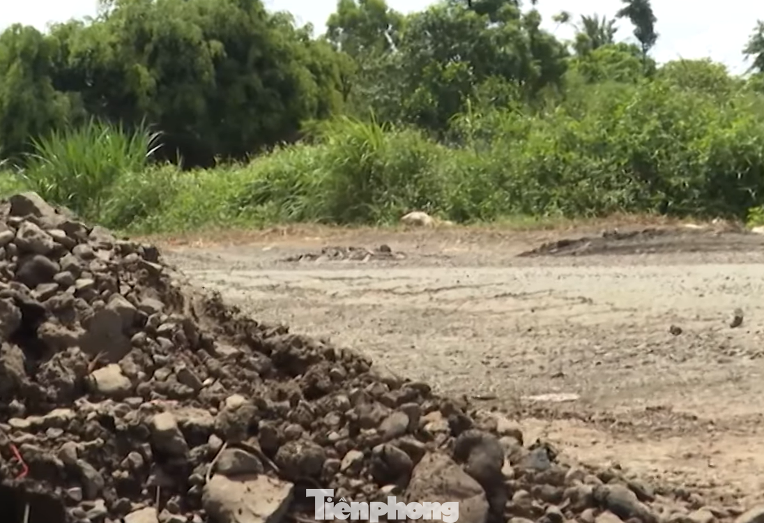 Tuyến ĐT 760 xuống cấp