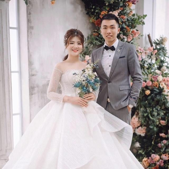 Chị Hải Yến và anh Nguyễn Đức hạnh phúc trong ngày trọng đại (Ảnh: NVCC). Chị Hải Yến và anh Nguyễn Đức hạnh phúc trong ngày trọng đại (Ảnh: NVCC).