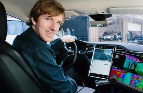 Chàng trai 18 tuổi Kevin David Lehmann Chàng trai 18 tuổi Kevin David Lehmann