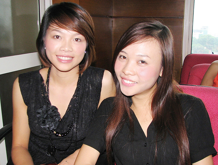 Thí sinh Đàm Thu Trang và Tô Bích Diệp. Thí sinh Đàm Thu Trang và Tô Bích Diệp