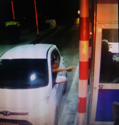 Nổ súng vào hai showroom ô tô ở Đà Nẵng ảnh 3