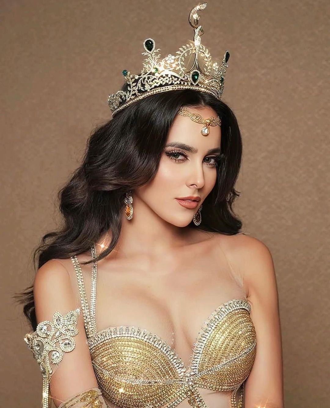 Theo kết quả công bố của Globalbeauties, Á hậu 2 Hoa hậu Hòa bình Quốc tế 2022 Andina Julie và Á hậu 3 Hoa hậu Hòa bình Quốc tế 2022 Luiseth Materán cùng xếp hạng 17. Người đẹp Venezuela - Luiseth Materán có nhan sắc nổi bật nên việc cô dừng chân ở cuộc bình chọn năm nay cũng gây nhiều tiếc nuối.