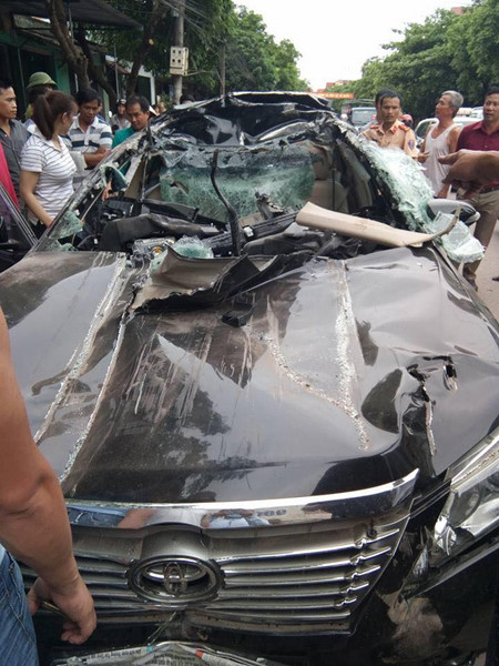 Xe Toyota gặp nạn vẫn không bung túi khí ảnh 2