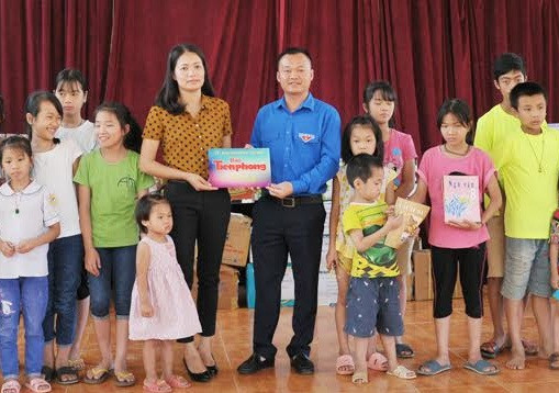 Mang tri thức đến với trẻ chịu nhiều thiệt thòi ảnh 17