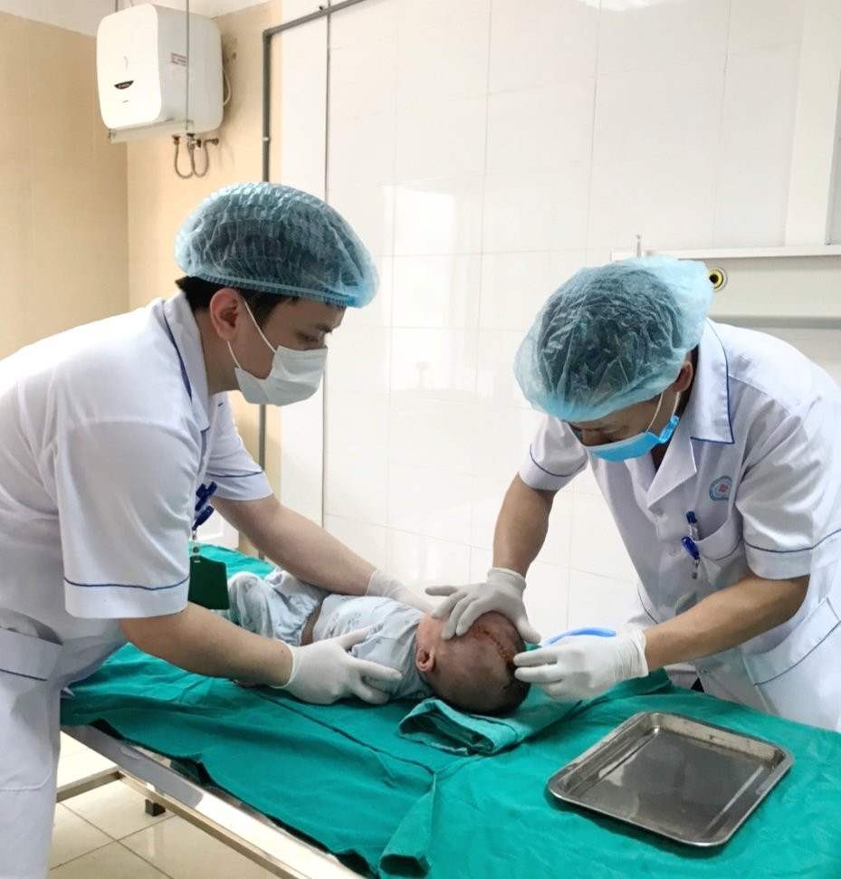 Cháu bé bị đâm vào sọ não hiện đã ổn định sức khoẻ.