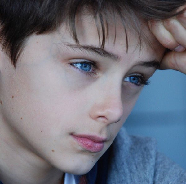 Dân mạng ‘sôi sục’ săn tìm hotboy 12 tuổi đẹp trai như tài tử ảnh 7