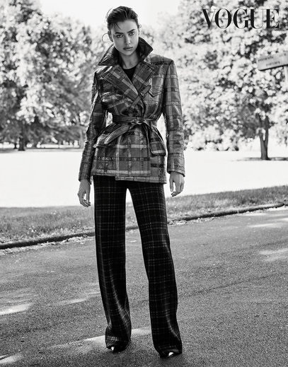 Irina Shayk thanh lịch, cuốn hút ở mọi góc nhìn ảnh 9