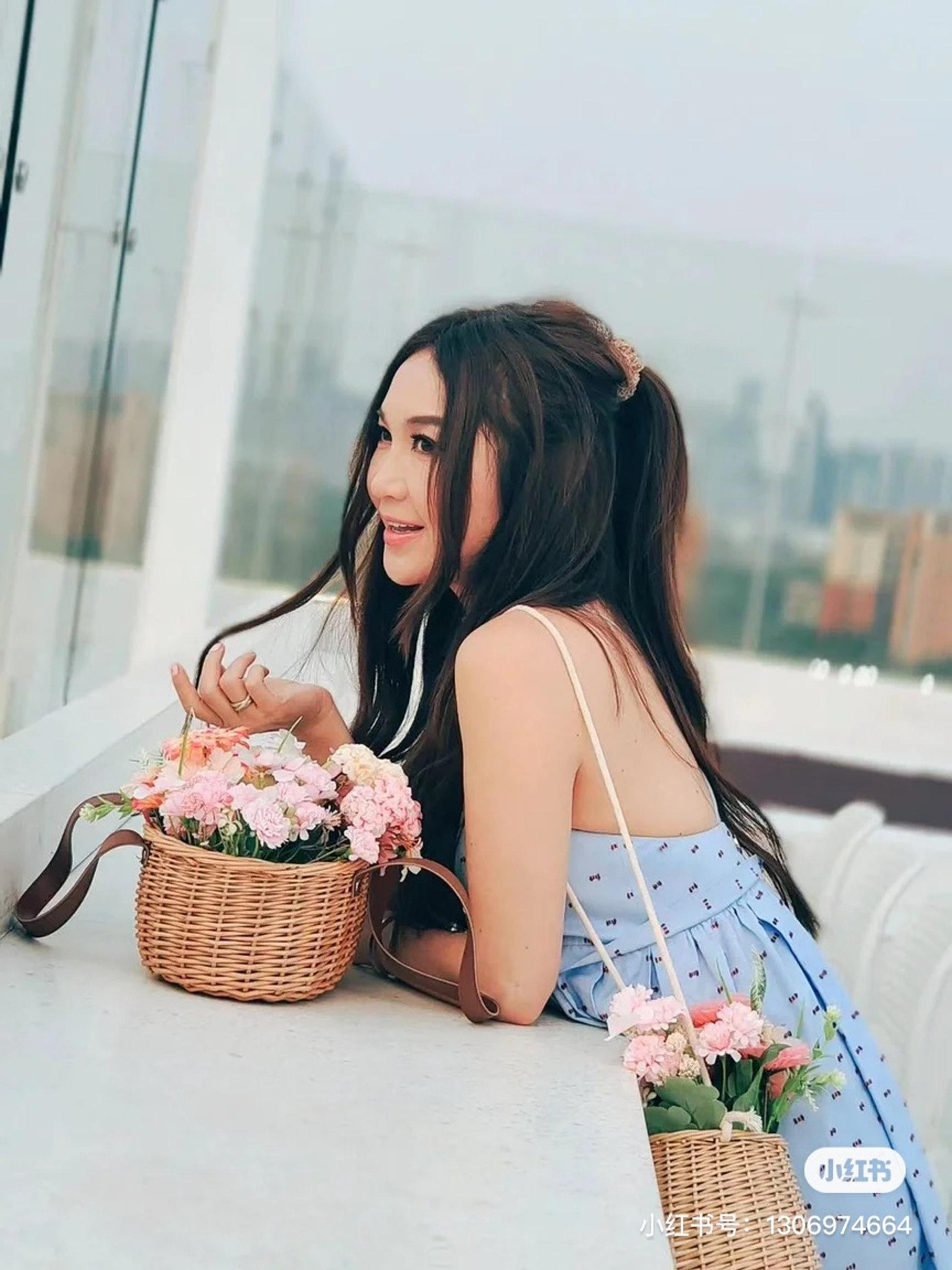 Ôn Bích Hà nổi tiếng là "mỹ nhân không tuổi" của showbiz Hoa ngữ.