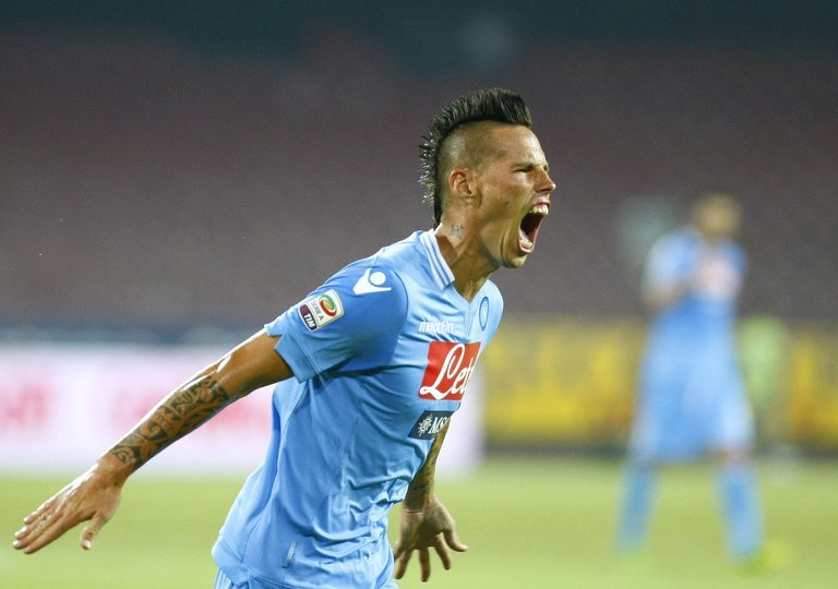 Hamsik vẫn là nọng súng của Napoli mùa này