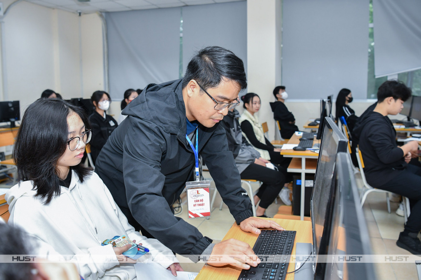 Thí sinh dự thi đánh giá tư duy ngày 3/12 vừa qua Thí sinh dự thi đánh giá tư duy ngày 3/12 vừa qua