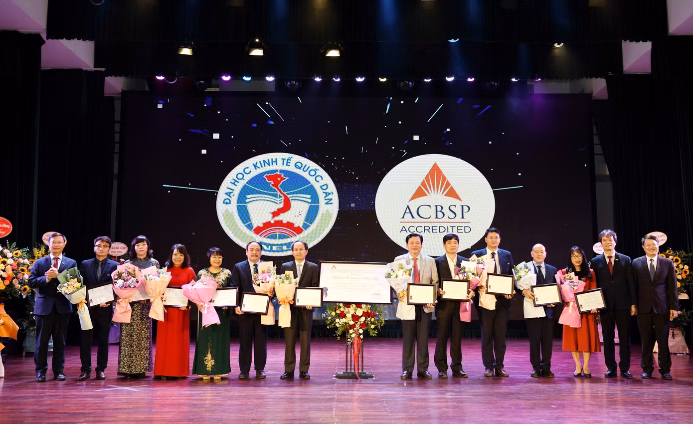 11 đơn vị có chương trình đào tạo đạt chuẩn ACBSP năm 2022 của Trường Đại học Kinh tế Quốc dân 11 đơn vị có chương trình đào tạo đạt chuẩn ACBSP năm 2022 của Trường Đại học Kinh tế Quốc dân