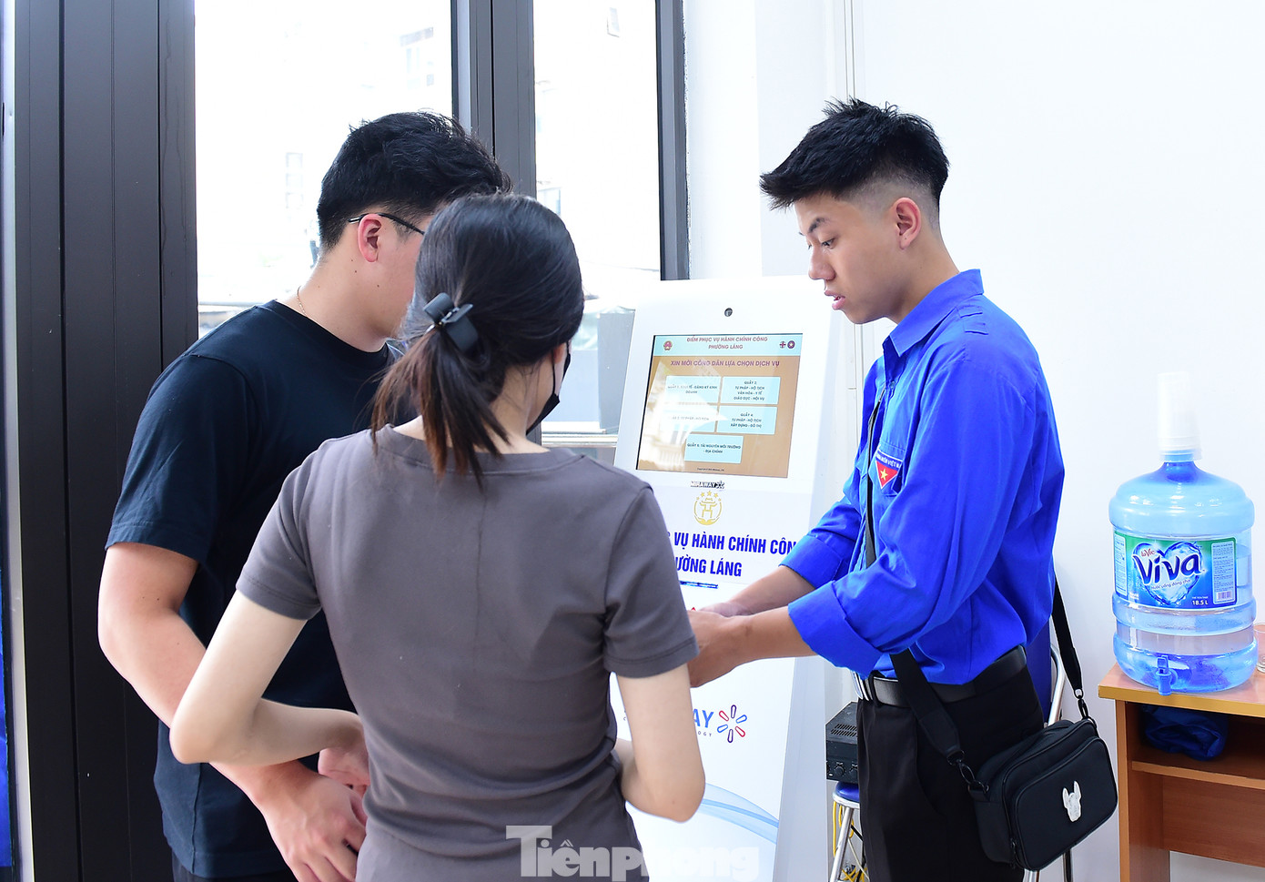 tp-hoinghi-tinhnguyen-chinhquyen2cap03-818-8866.jpg