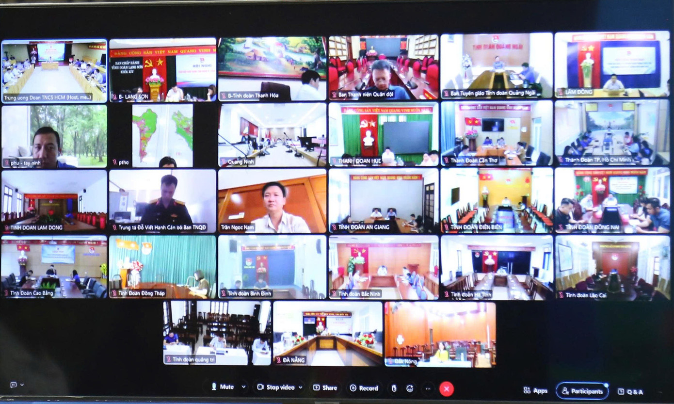 Các đại biểu tham dự trực tuyến. Ảnh: Lâm Đăng Hải Các đại biểu tham dự trực tuyến. Ảnh: Lâm Đăng Hải