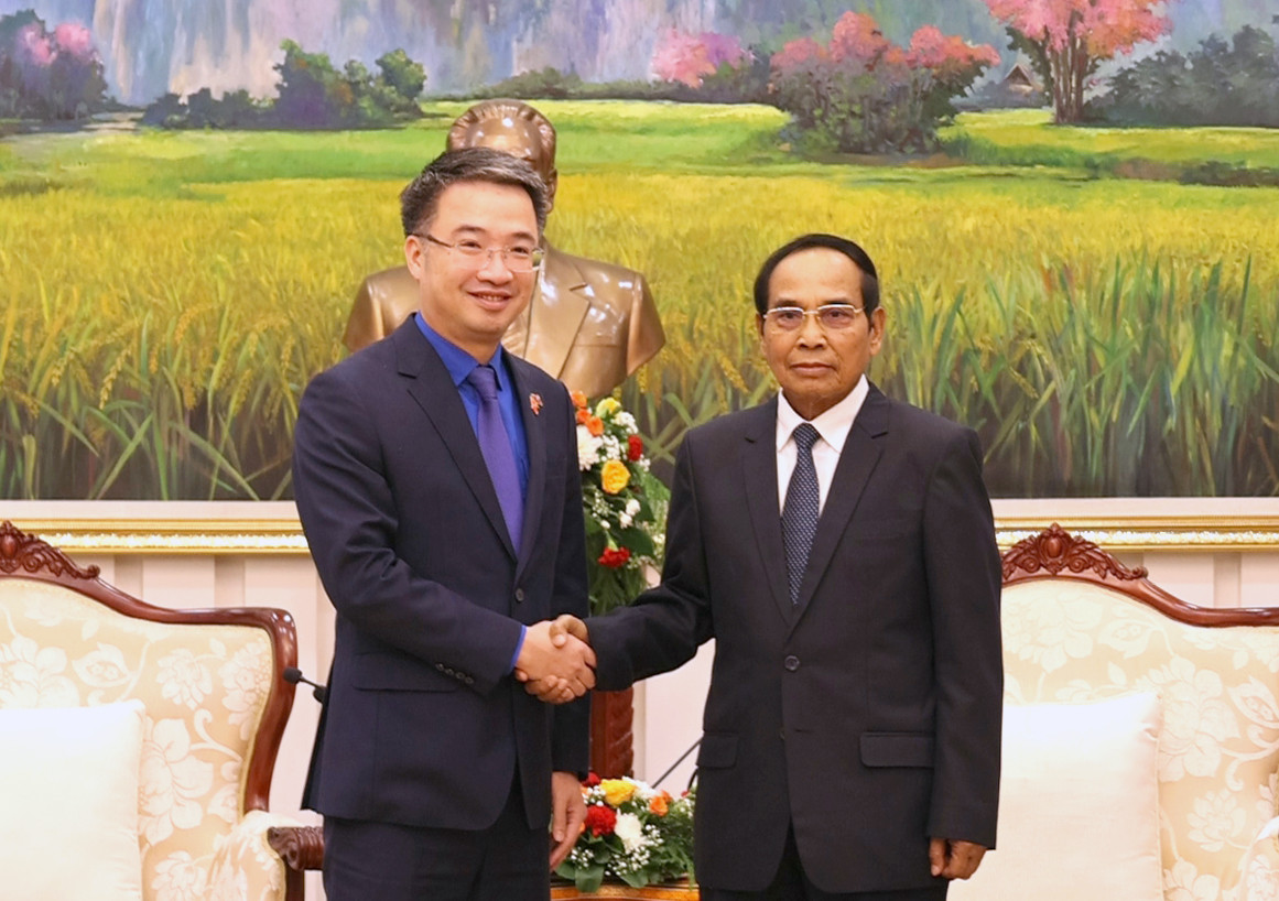 Bí thư T.Ư Đoàn, Chủ tịch Hội LHTN Việt Nam Nguyễn Tường Lâm và Thường trực Ban Bí thư T.Ư Đảng, Phó Chủ tịch nước Lào Bounthong Chitmany tại buổi tiếp kiến. Ảnh: BTC Bí thư T.Ư Đoàn, Chủ tịch Hội LHTN Việt Nam Nguyễn Tường Lâm và Thường trực Ban Bí thư T.Ư Đảng, Phó Chủ tịch nước Lào Bounthong Chitmany tại buổi tiếp kiến. Ảnh: BTC