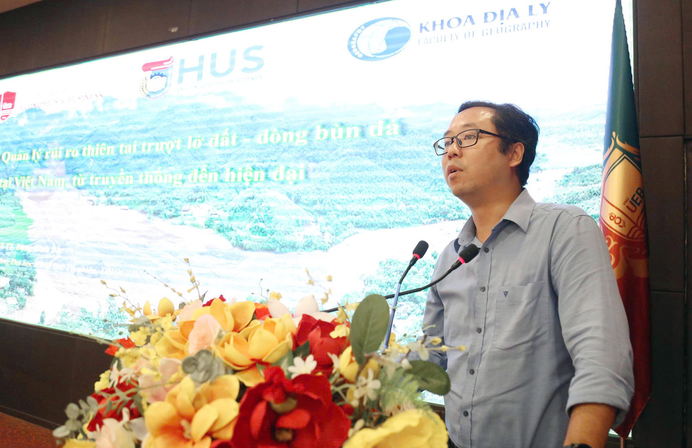 Các chuyên gia, trí thức trẻ tham luận tại hội thảo. Ảnh: Lâm Đăng Hải Các chuyên gia, trí thức trẻ tham luận tại hội thảo. Ảnh: Lâm Đăng Hải