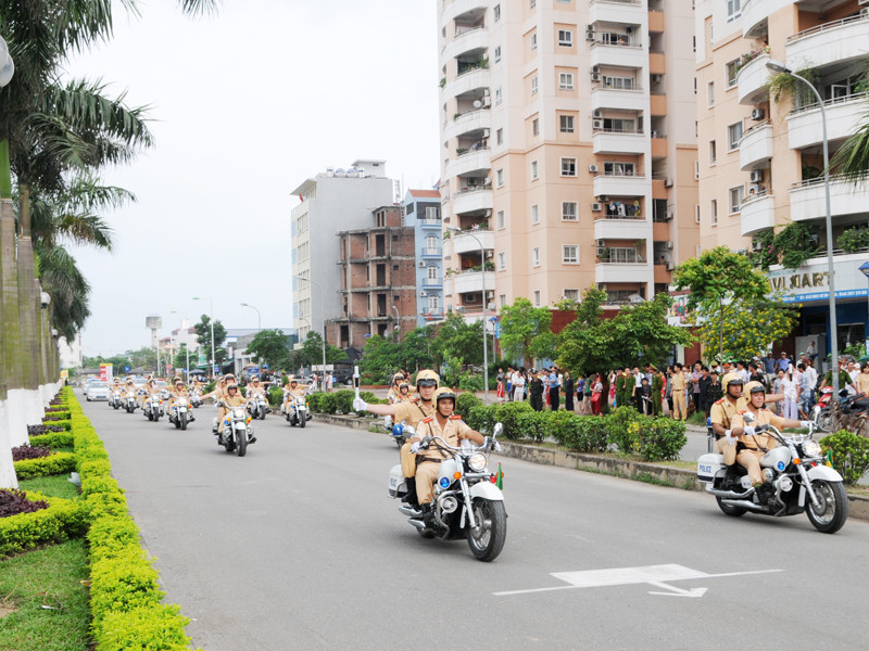 Xe dẫn đoàn trang bị cho lực lượng CSGT