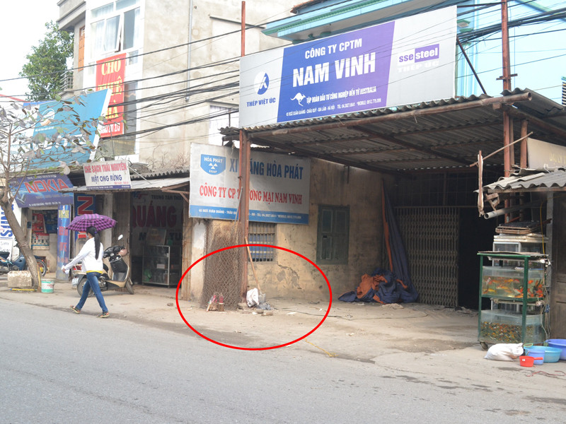 Hiện trường nơi xảy ra án mạng rạng sáng 25-2. Ảnh: Tuấn Nguyễn. Hiện trường nơi xảy ra án mạng rạng sáng 25-2