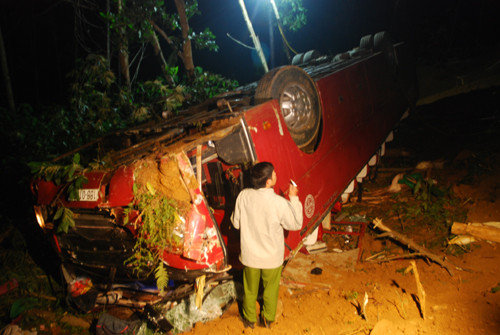 Hiện trường vụ tại nạn thảm khốc