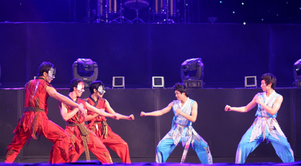 Biểu diễn các động tác chiến đấu