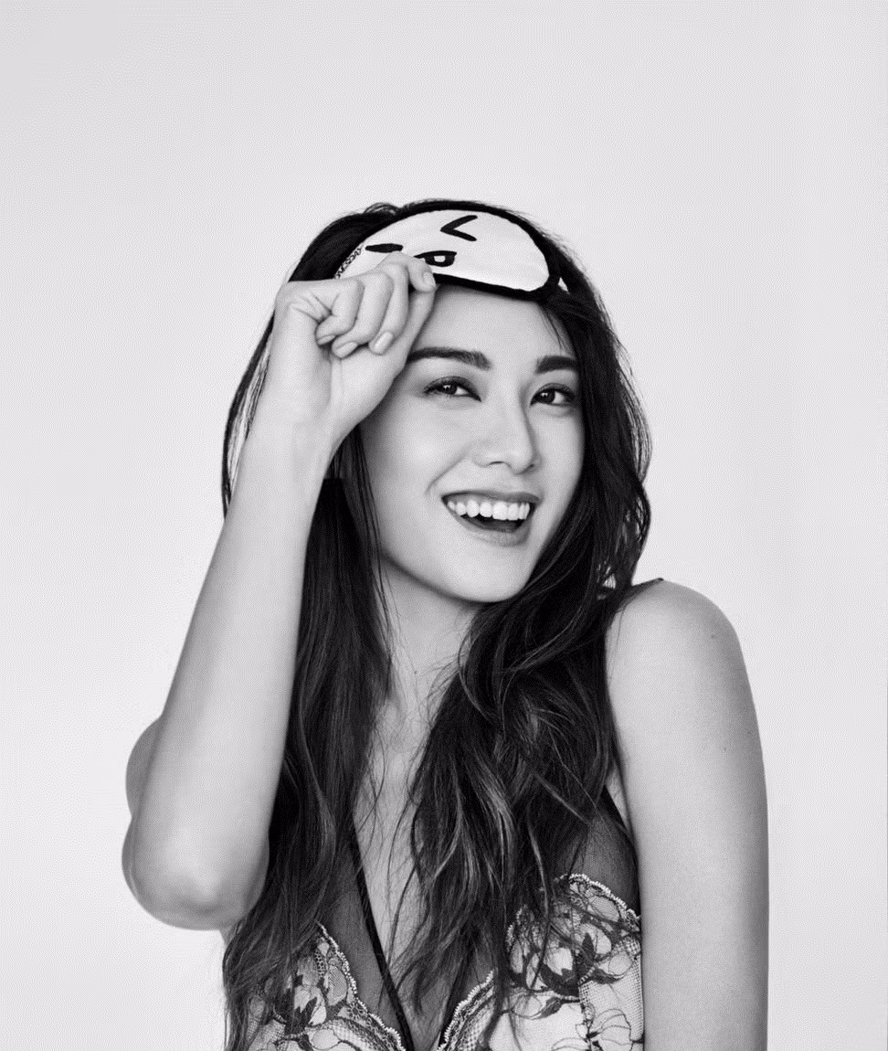 Angelababy cùng dàn mỹ nhân đẹp mê mẩn trên ảnh lịch 2017 ảnh 7