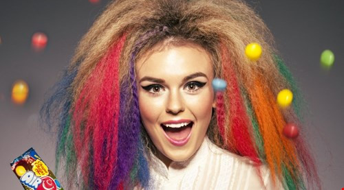 'Nữ hoàng áo tắm' 18 tuổi nổi bật trên biển ảnh 1