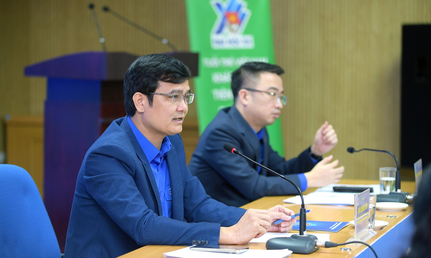 Anh Bùi Quang Huy trao đổi tại buổi họp báo. Ảnh: Xuân Tùng Anh Bùi Quang Huy trao đổi tại buổi họp báo. Ảnh: Xuân Tùng