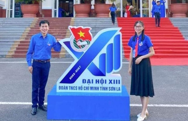 Cặp đôi Tòng Thị Nguyên và Bạc Cầm May tại Đại hội Đoàn tỉnh Sơn La lần thứ XIII Cặp đôi Tòng Thị Nguyên và Bạc Cầm May tại Đại hội Đoàn tỉnh Sơn La lần thứ XIII