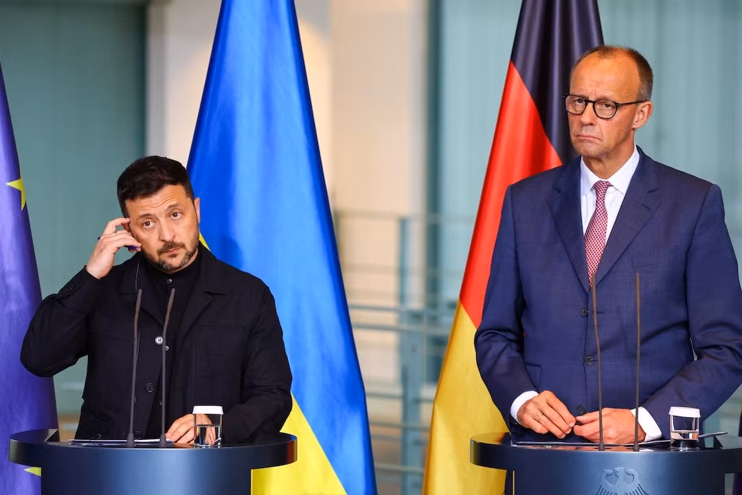 Tổng thống Ukraine Volodymyr Zelensky và Thủ tướng Đức Friedrich Merz trong cuộc họp báo ngày 28/5. (Ảnh: Reuters)