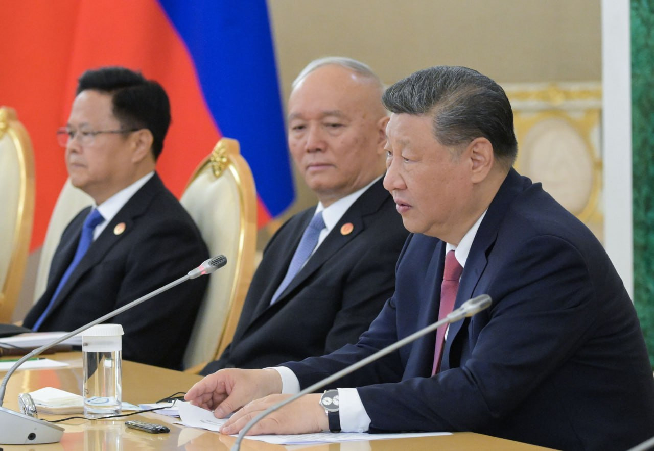 Các quan chức Nga và Trung Quốc hội đàm. (Ảnh: Điện Kremlin)