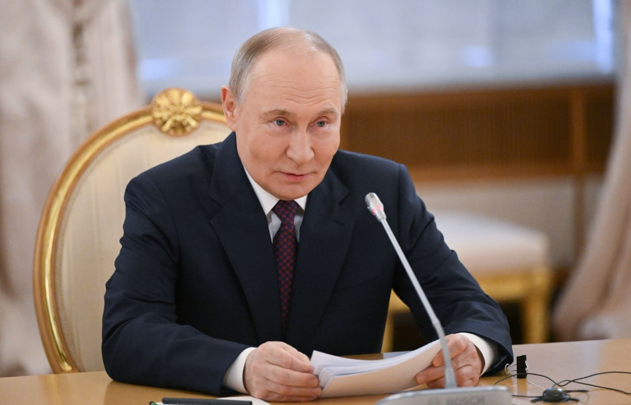 Các quan chức Nga và Trung Quốc hội đàm. (Ảnh: Điện Kremlin)