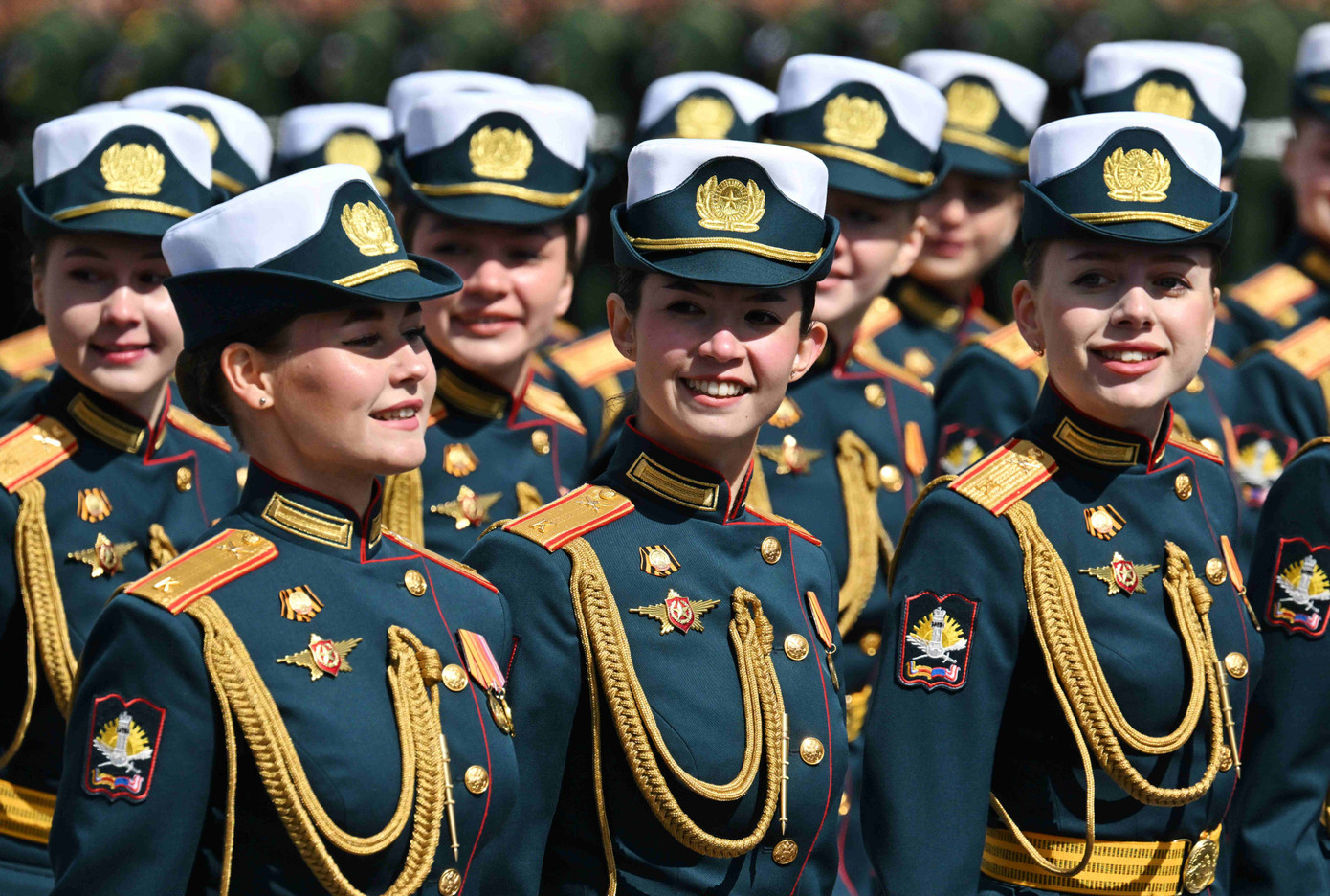 Khối nữ quân nhân Nga. (Ảnh: Sputnik)