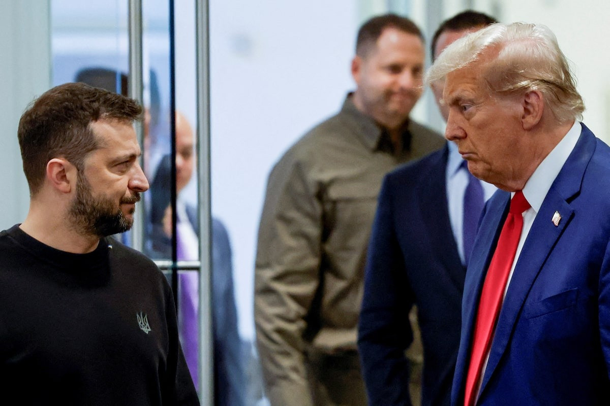 Tổng thống Mỹ Donald Trump và Tổng thống Ukraine Volodymyr Zelensky. (Ảnh: Reuters)