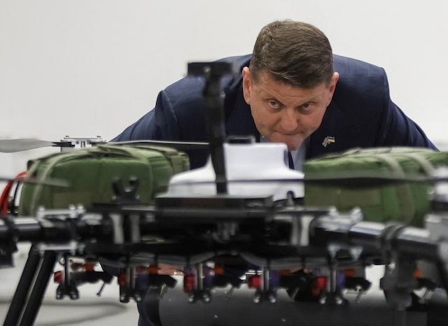 Đại sứ Ukraine tại Anh Valerii Zaluzhnyi. (Ảnh: Reuters)